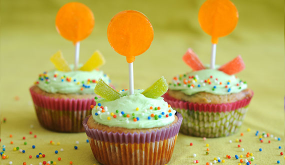 Cupcake de Arándanos, Chocolate Blanco y Naranja