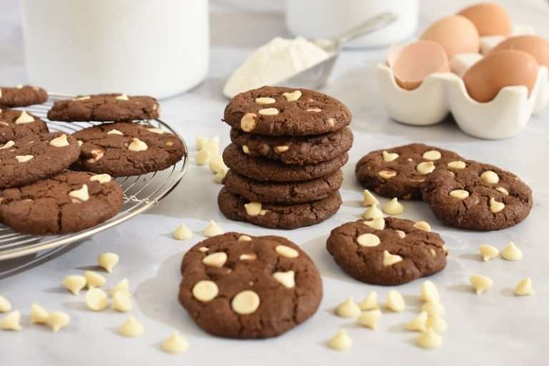 Galletas de Chocolate con Chips de Chocolate Blanco