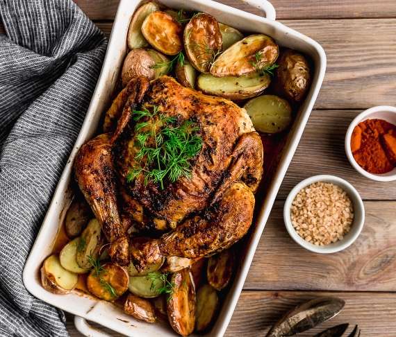 POLLO ASADO AHUMADO CON PAPAS