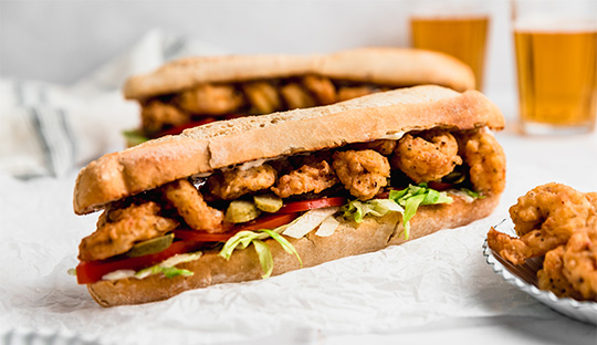 Sándwich de Camarón Tipo Po' Boy
