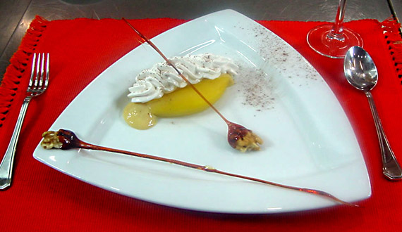 Postre de Papayas Rellenas
