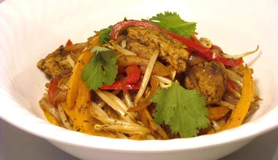 Wok de Cerdo al Jengibre y Curry