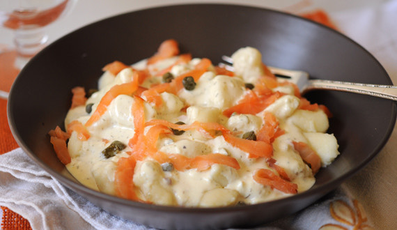 ÑOQUIS DE PAPA Y RICOTA CON SALSA DE SALMÓN AHUMADO