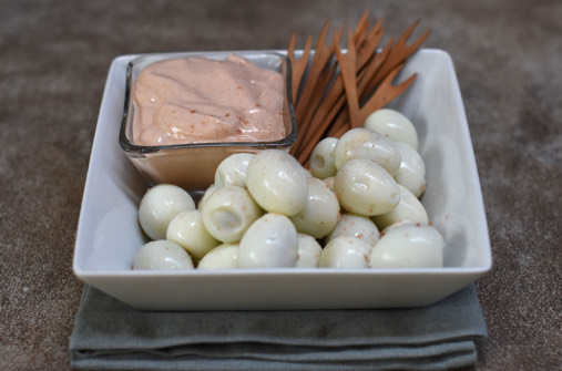 Picoteo huevos de codorniz