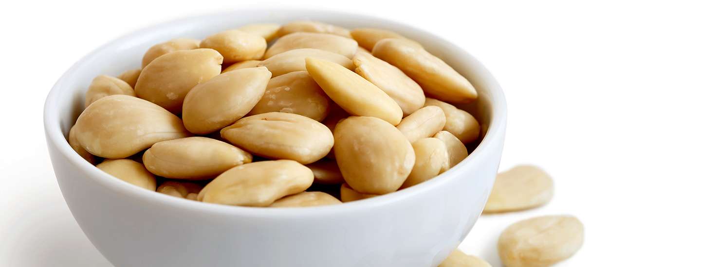 ¿CÓMO PELAR ALMENDRAS?