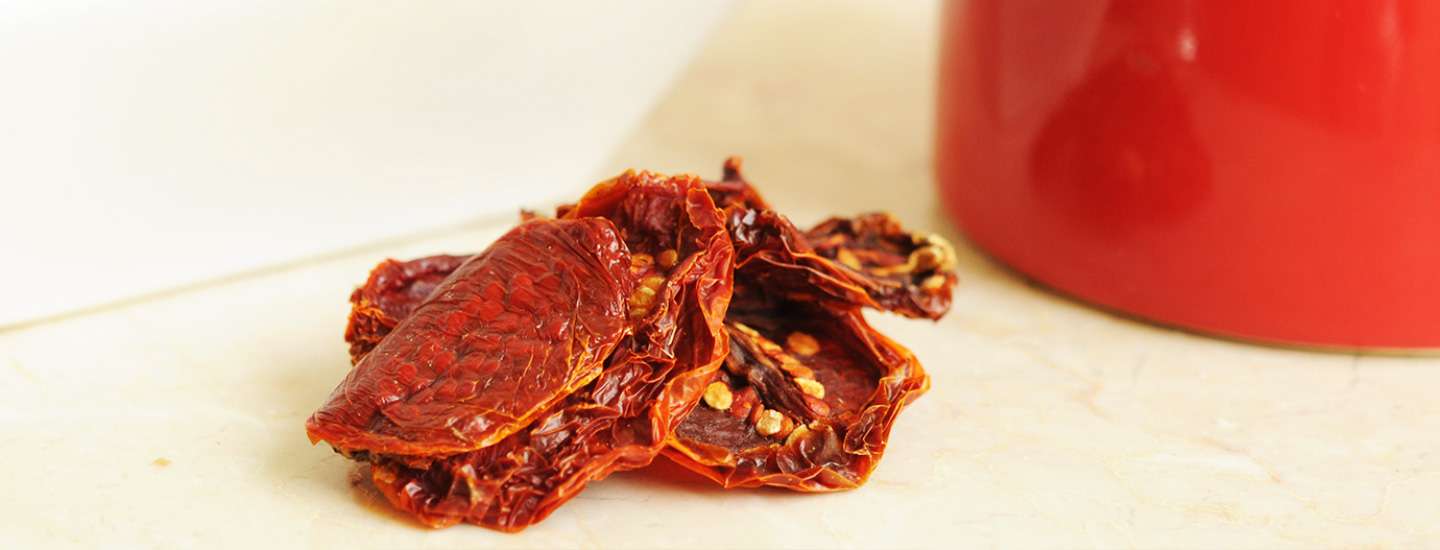 ¿CÓMO HIDRATAR TOMATES SECOS?