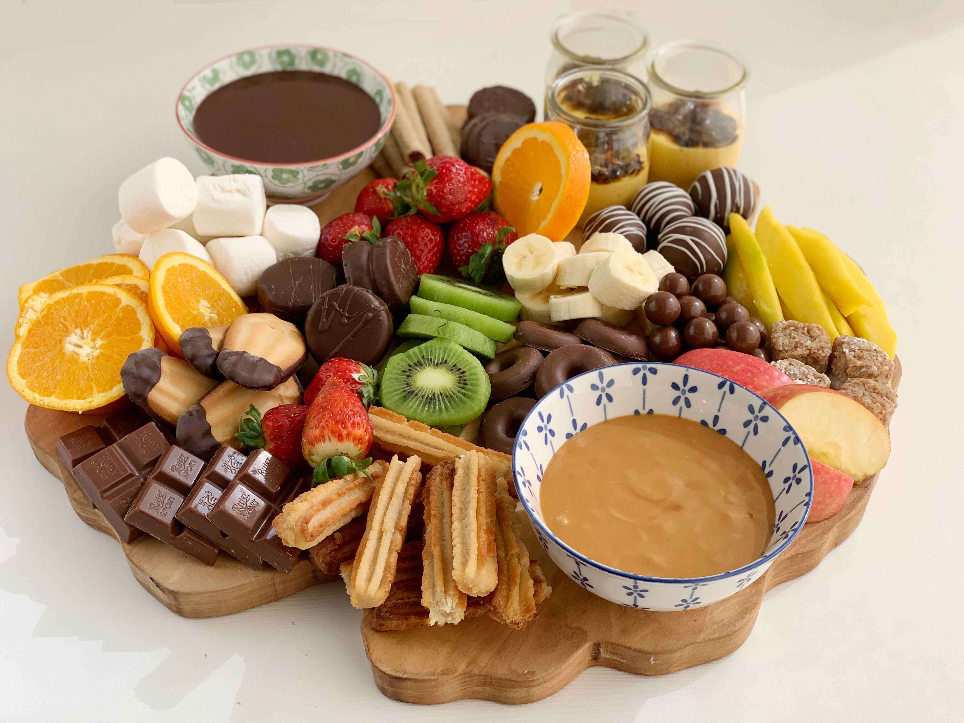 ¿CÓMO ARMAR UNA TABLA DULCE PARA POSTRE?