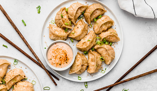 Gyozas de Camarón con Salsa Acevichada