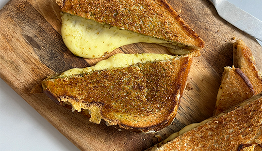 SÁNDWICHES DE QUESO