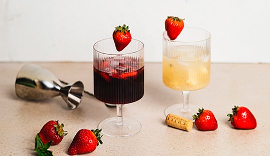 VINO CON FRUTAS