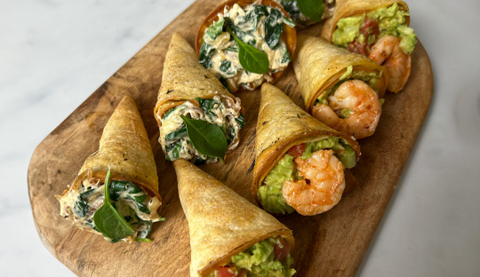 CONOS DE TORTILLA RELLENOS MEXICANOS