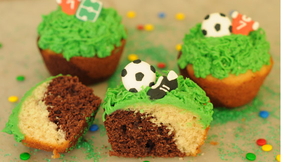 ¿Cómo preparar Cupcakes Futboleros?