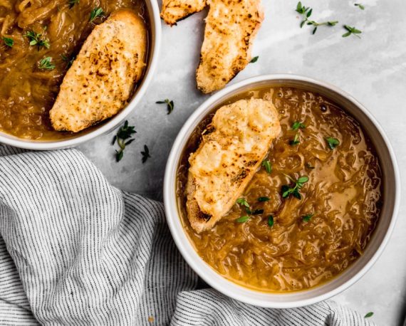 La Sopa de Cebolla te quitará el frío y aportará fibra y vitaminas.