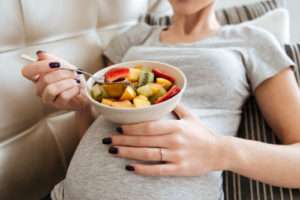 ¿Qué debe comer una embarazada?