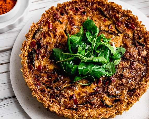 Quiche vegetariano con masa de quinoa