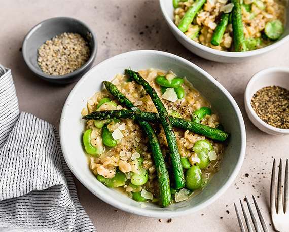 Risotto de mote con espárragos