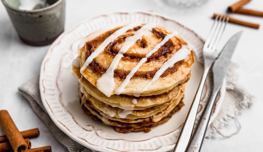 Panqueques de Cinnamon Roll